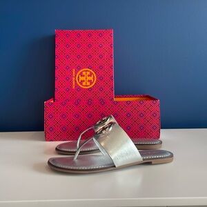 Tory Burch Benton band flat sandal metallic
